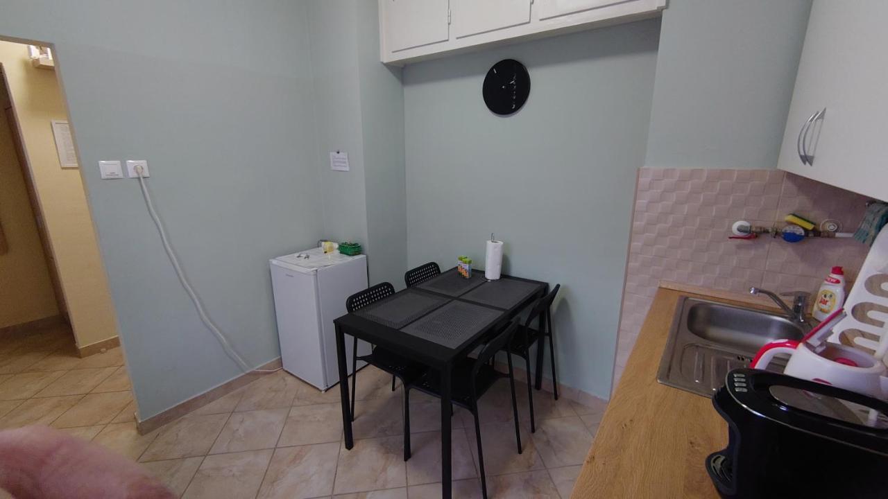 Koroesi Apartman Pécs Exterior foto
