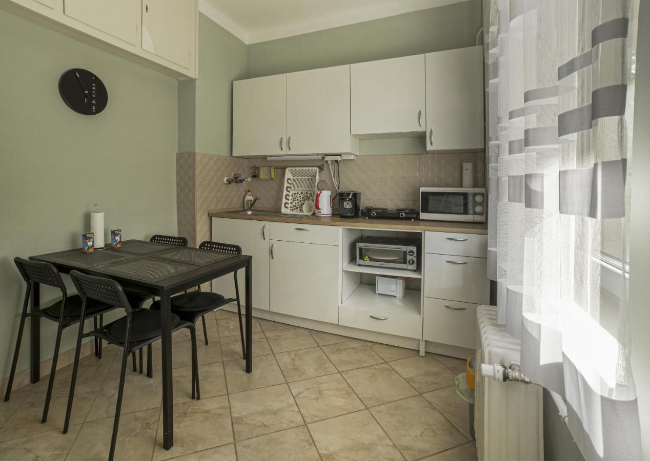 Koroesi Apartman Pécs Exterior foto